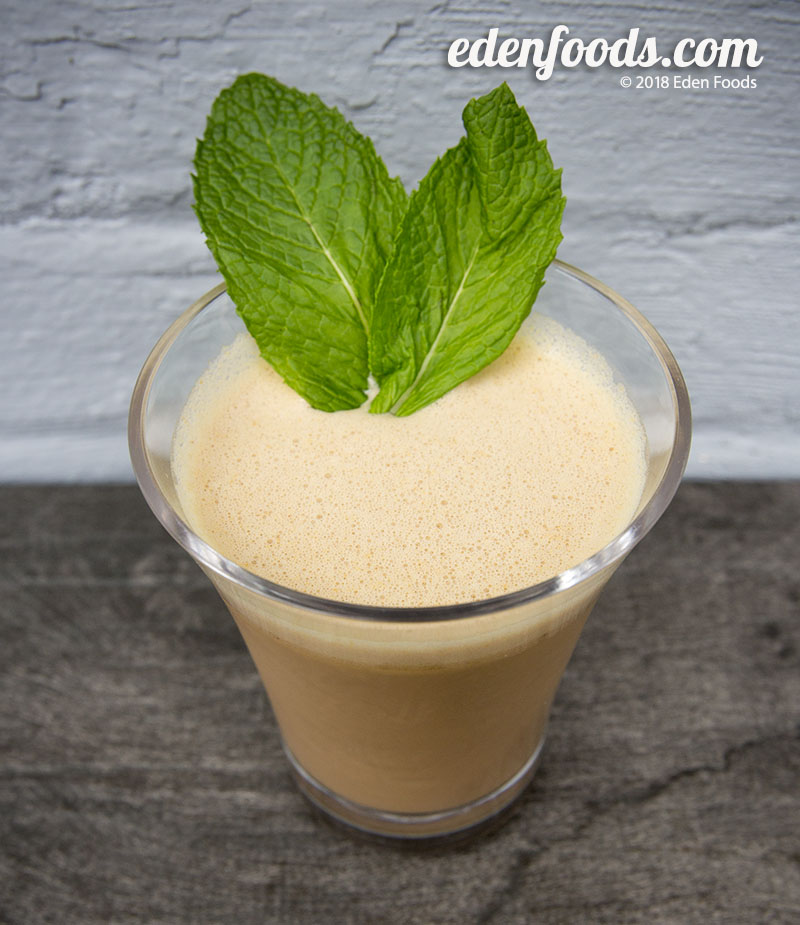 Chocolate Peanut Butter Mint Smoothie Chocolate Peanut Butter Mint Smoothie