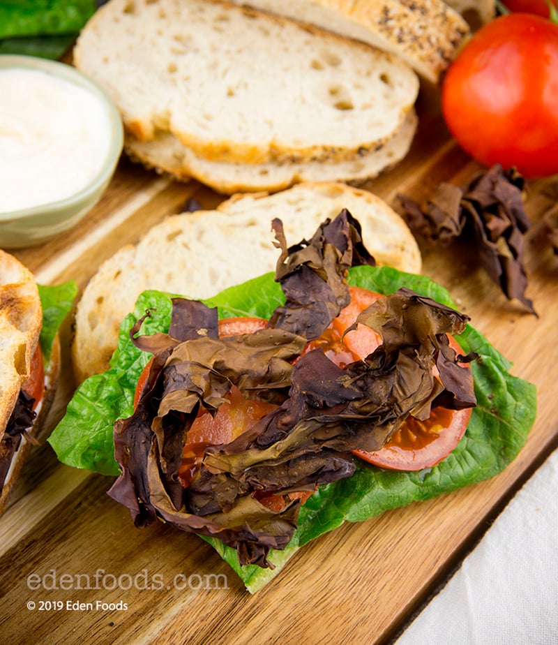 DLT (Dulse, Lettuce & Tomato) Sandwich DLT (Dulse, Lettuce & Tomato) Sandwich