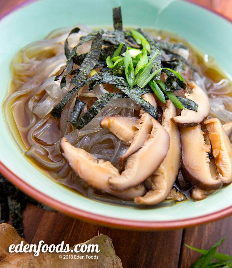 Kuzu Noodles in Chilled Broth Kuzu Noodles in Chilled Broth