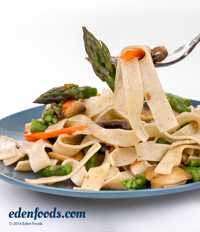 Ribbon Pasta with Asparagus & Mushrooms Ribbon Pasta with Asparagus & Mushrooms