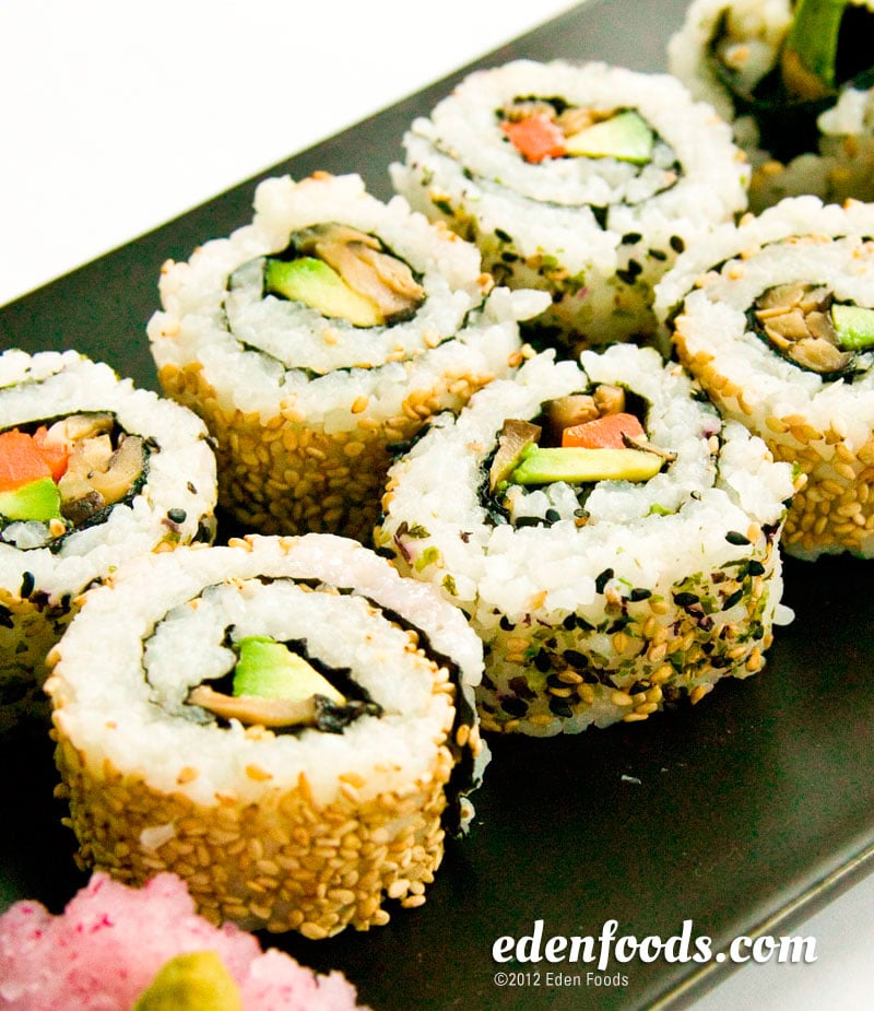 California Roll (Reverse Sushi Roll) California Roll (Reverse Sushi Roll)