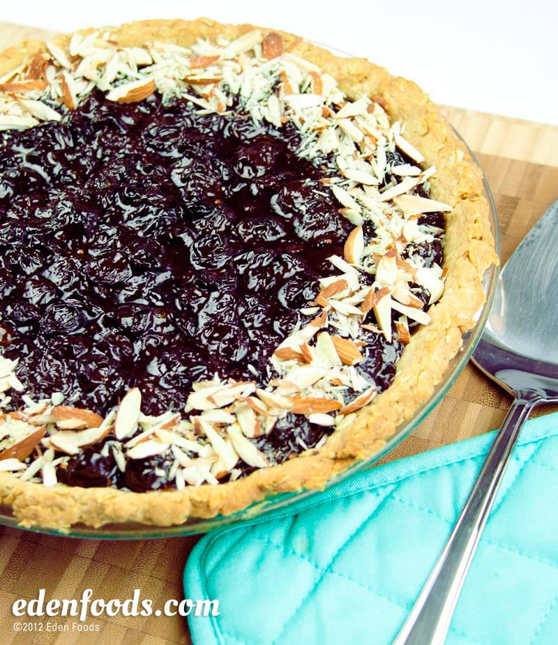 Cherry Tart with Oatmeal Crust Cherry Tart with Oatmeal Crust