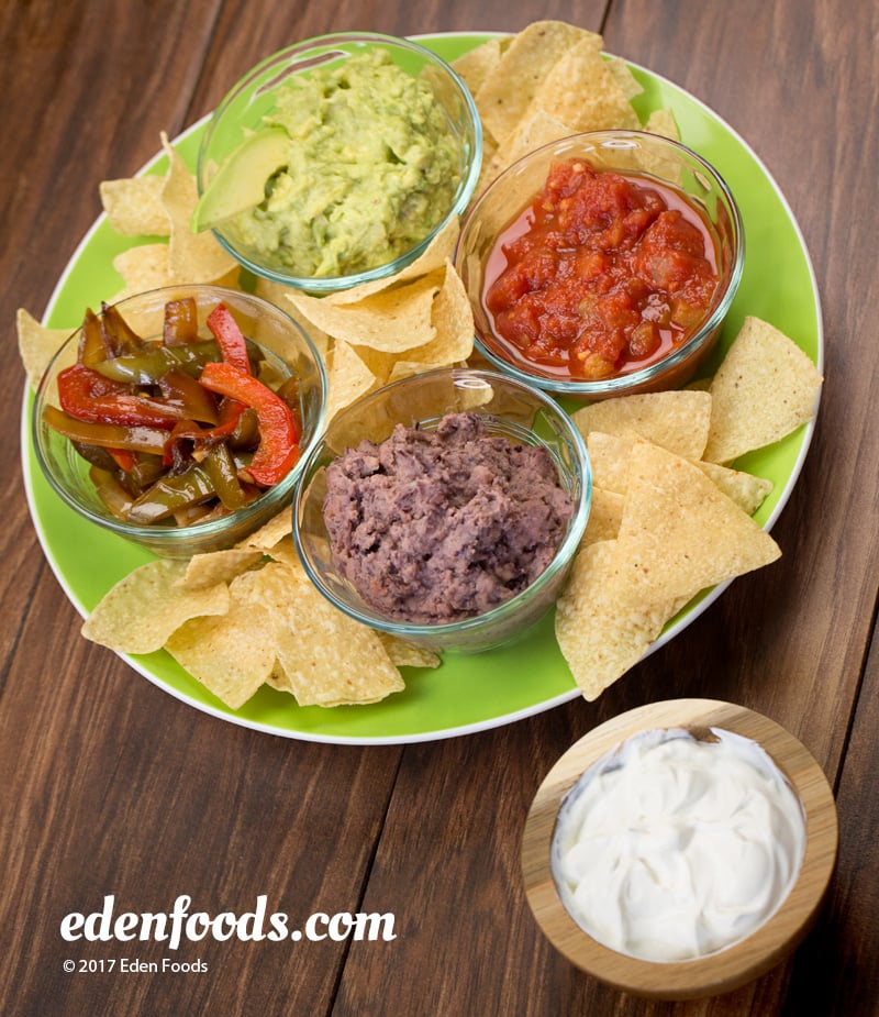 Botana (Refried Bean Dip) with Corn Chips & Toppings Botana (Refried Bean Dip) with Corn Chips & Toppings
