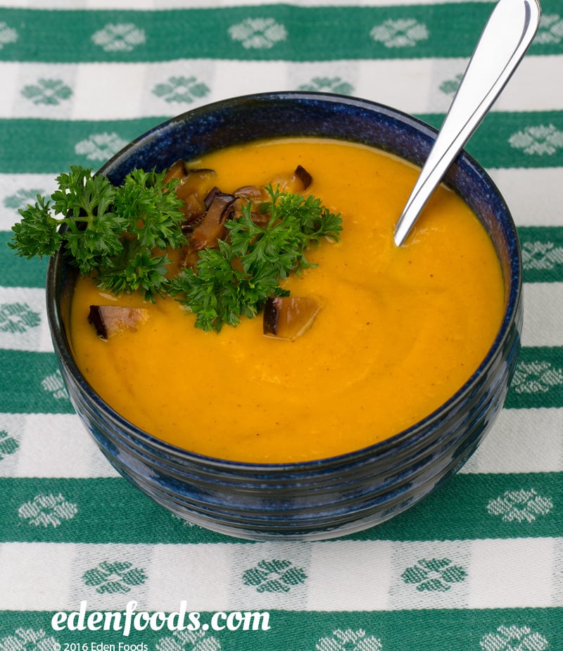 Carrot Soup with Sliced Shiitake Carrot Soup with Sliced Shiitake